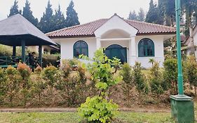 Villa Chavaminerva Aprila Ciater With Private Pool